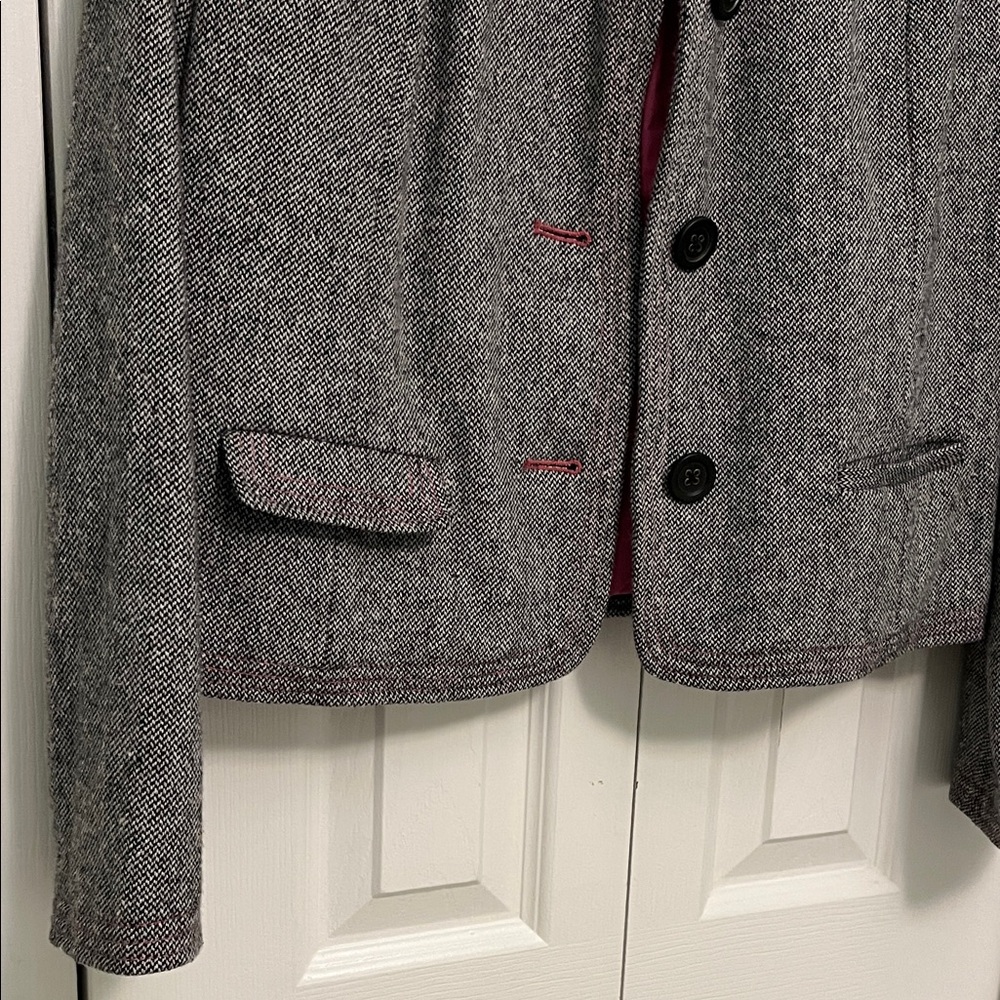 GAP Women's gray Blazer with Pink Lining - Picture 4 of 8